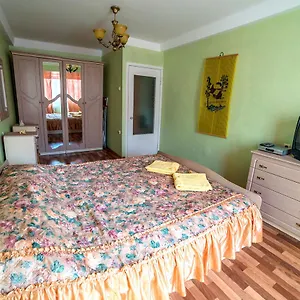 On Mykilska-slobidka Киев